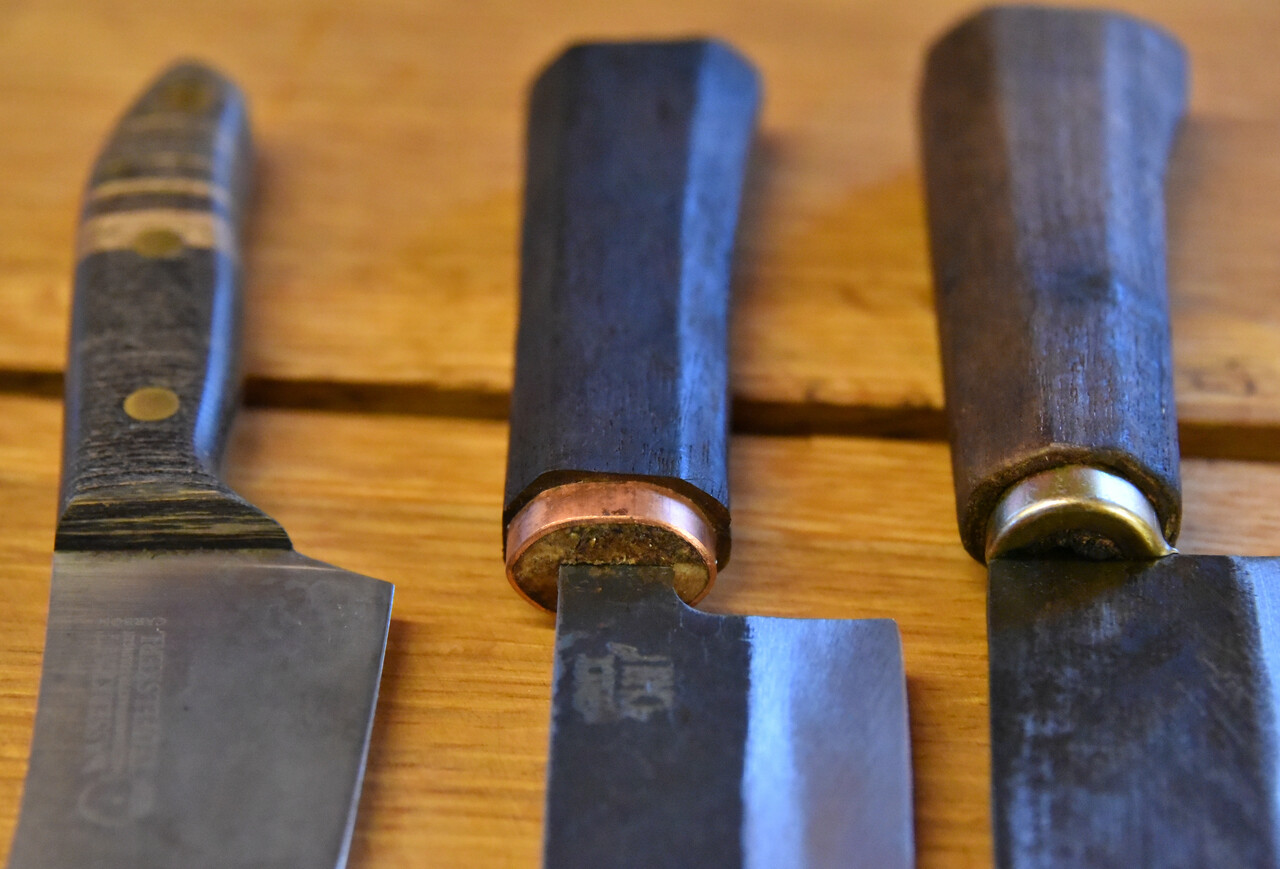  Messer aus Carbon Stahl